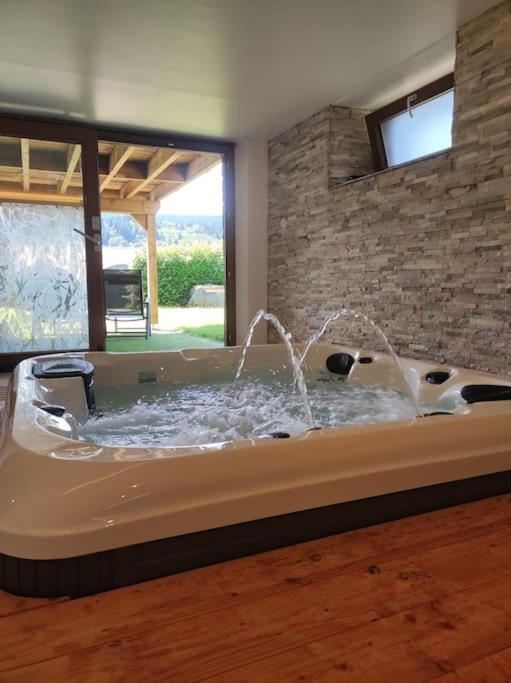 Gite Papillon 6 A14 Personnes - Jacuzzi Gérardmer Exteriör bild